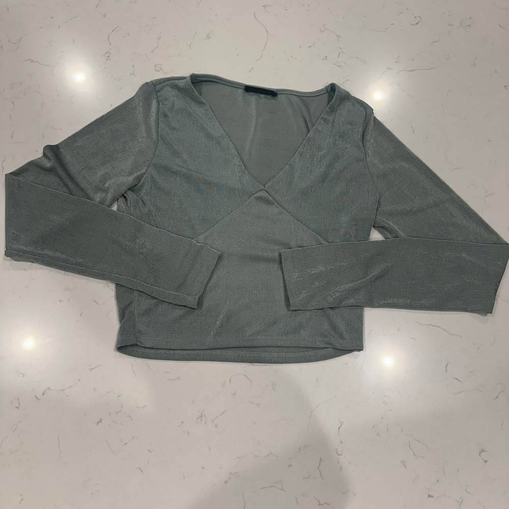 Saints 21 Womens Long Sleeve Crop Top Sage Green V-Neck Shimmer Textured Small